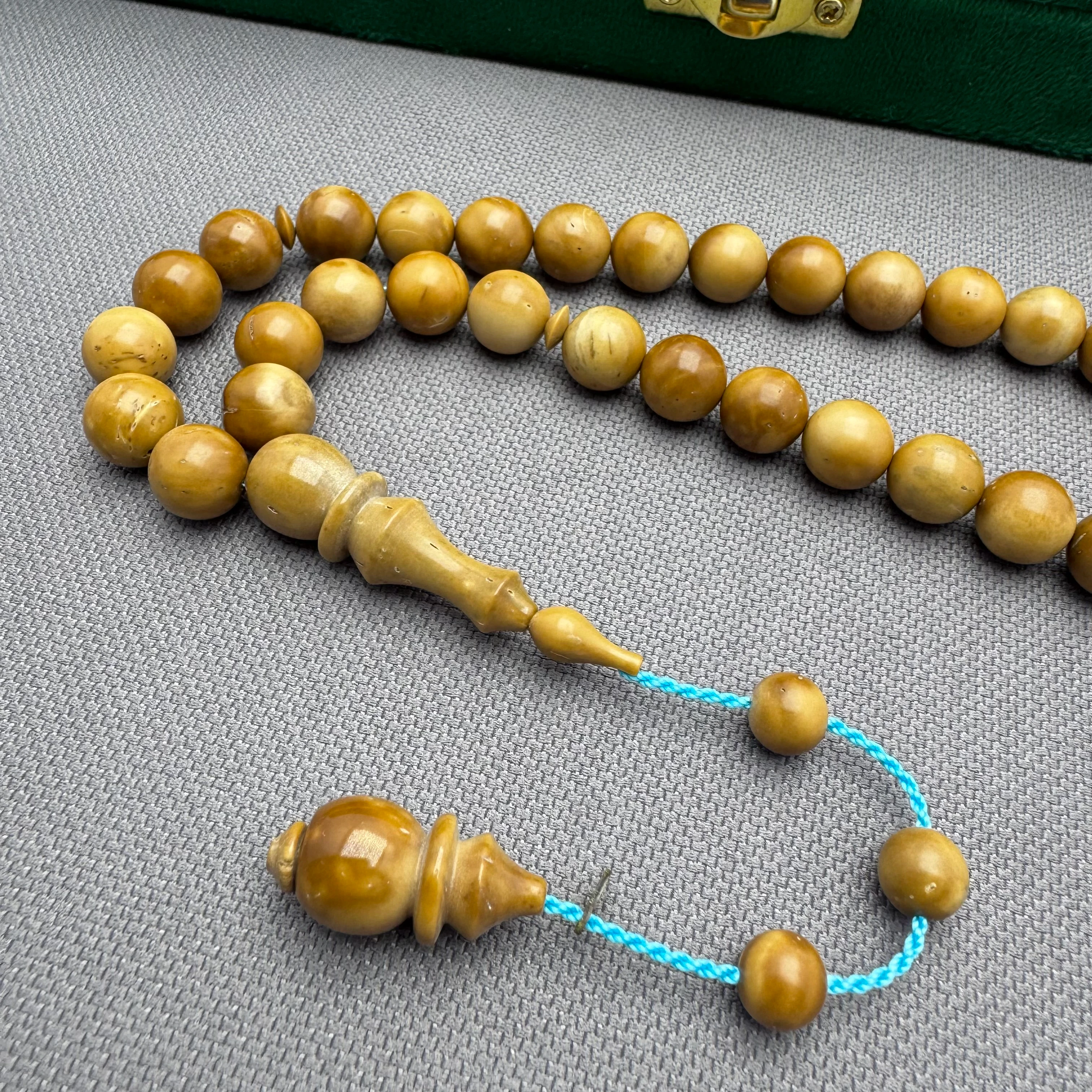 Dalgıç Usta İşçilikli Sistemli Püskül Küre Kesim Kuka Tespih